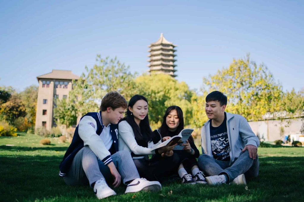 Thông báo tuyển sinh hệ Chuyên ban quốc tế - Vừa học vừa làm (VHVL) tại Đài Loan Năm 2026 3 Thông báo tuyển sinh hệ Chuyên ban quốc tế - Vừa học vừa làm (VHVL) tại Đài Loan Năm 2026 3
